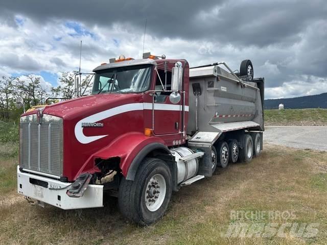 Kenworth T800 Грузовики-Самосвалы