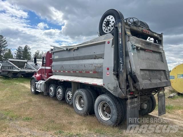 Kenworth T800 Грузовики-Самосвалы