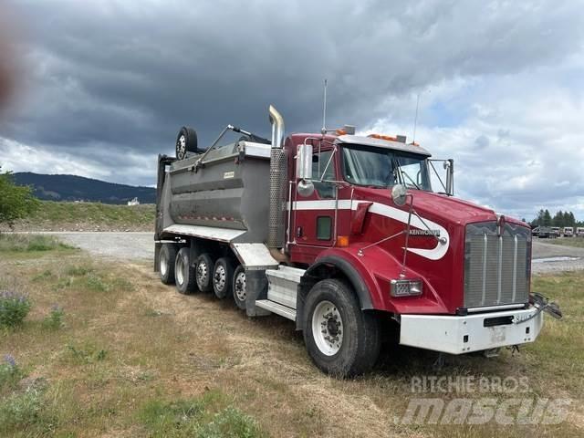 Kenworth T800 Грузовики-Самосвалы