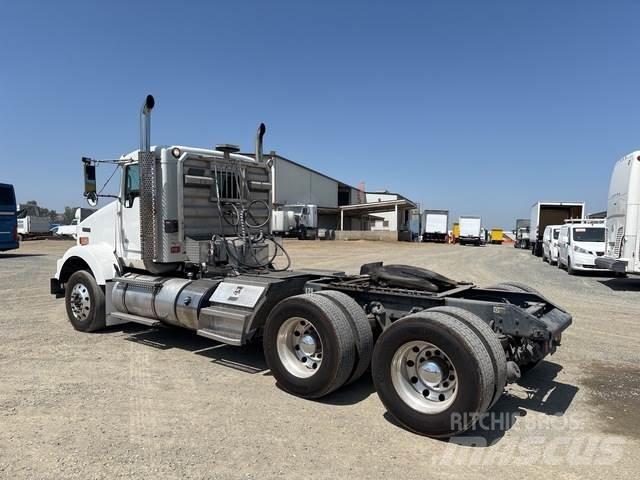 Kenworth T800 Седельные тягачи