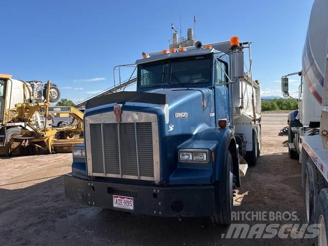 Kenworth T800 Грузовики-Самосвалы