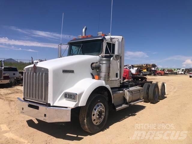 Kenworth T800 Седельные тягачи