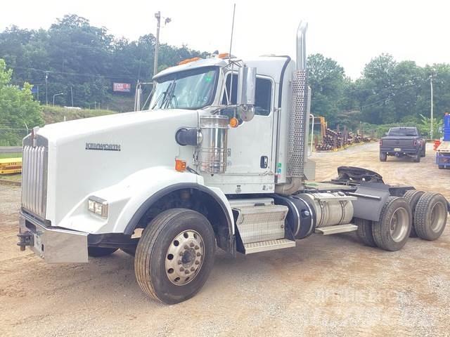 Kenworth T800 Седельные тягачи