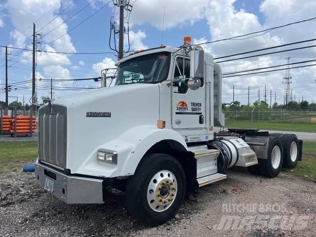 Kenworth T800 Седельные тягачи