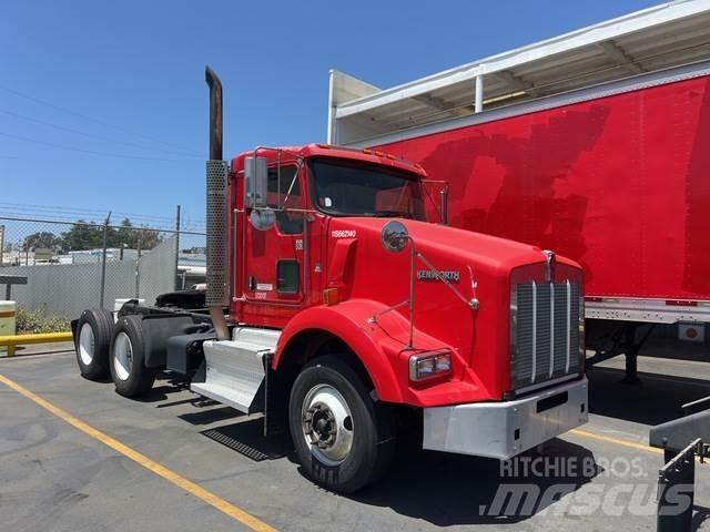 Kenworth T800 Седельные тягачи