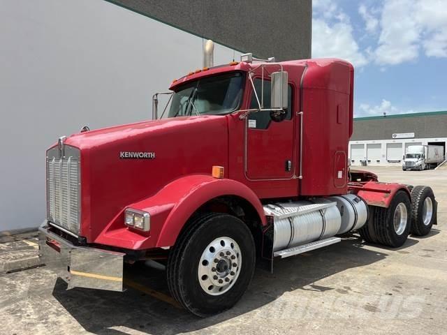 Kenworth T800 Седельные тягачи