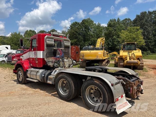 Kenworth T800 Седельные тягачи