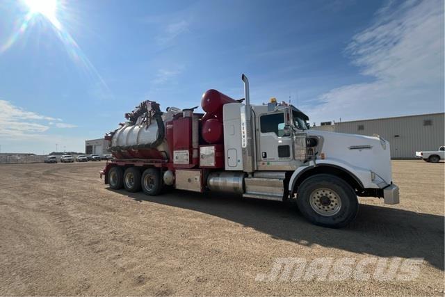 Kenworth T800 Гусеничные экскаваторы