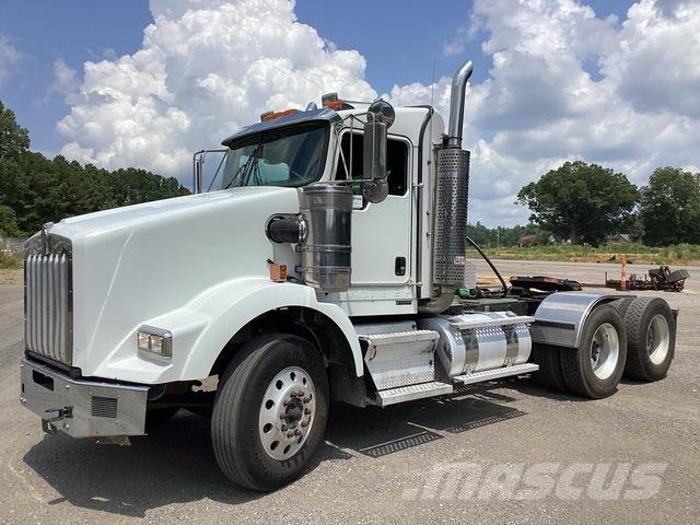 Kenworth T800 Седельные тягачи