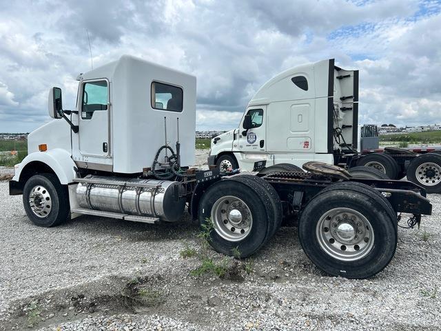 Kenworth T800 Седельные тягачи