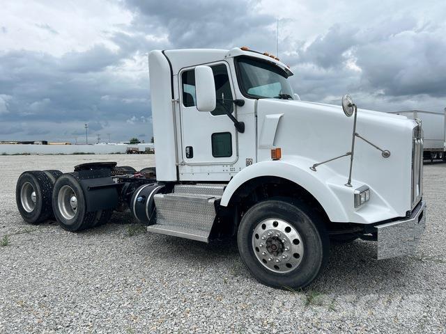 Kenworth T800 Седельные тягачи