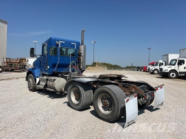 Kenworth T800 Седельные тягачи