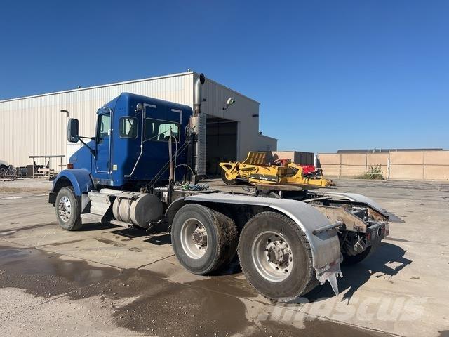 Kenworth T800 Седельные тягачи