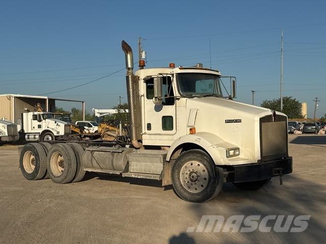 Kenworth T800 Седельные тягачи
