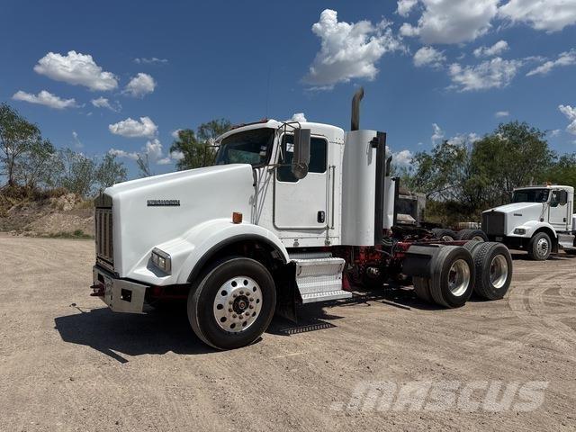 Kenworth T800 Седельные тягачи