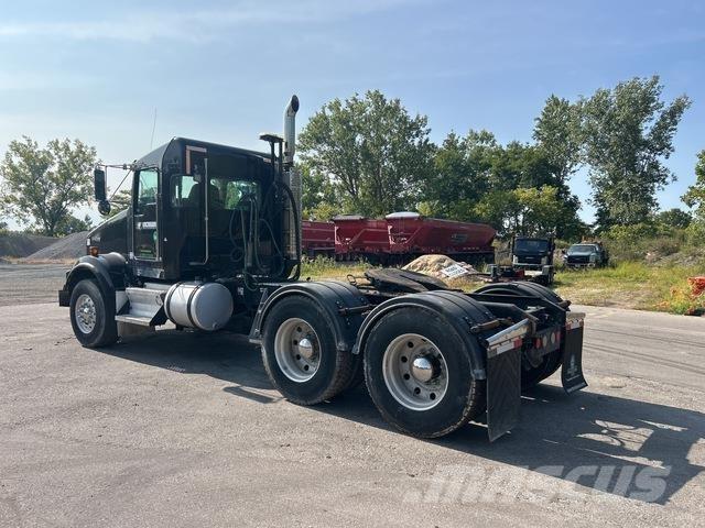 Kenworth T800 Седельные тягачи
