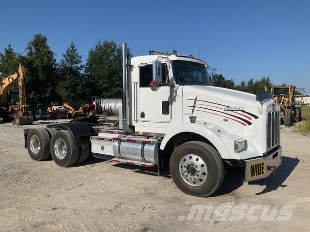 Kenworth T800 Седельные тягачи