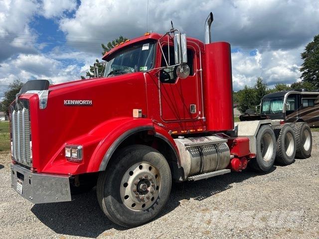 Kenworth T800 Седельные тягачи