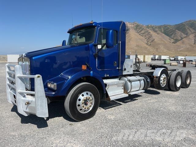 Kenworth T800 Седельные тягачи