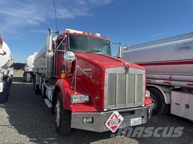 Kenworth T800 Грузовики-цистерны