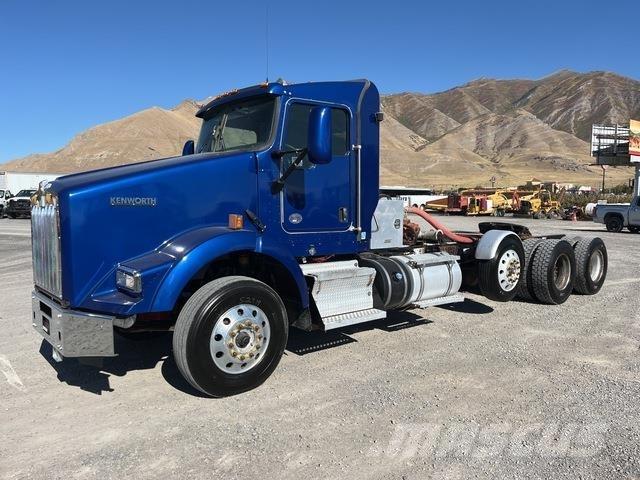 Kenworth T800 Седельные тягачи