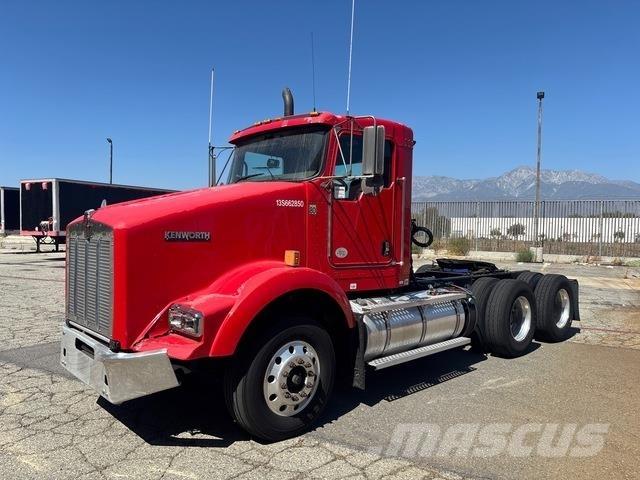 Kenworth T800 Седельные тягачи