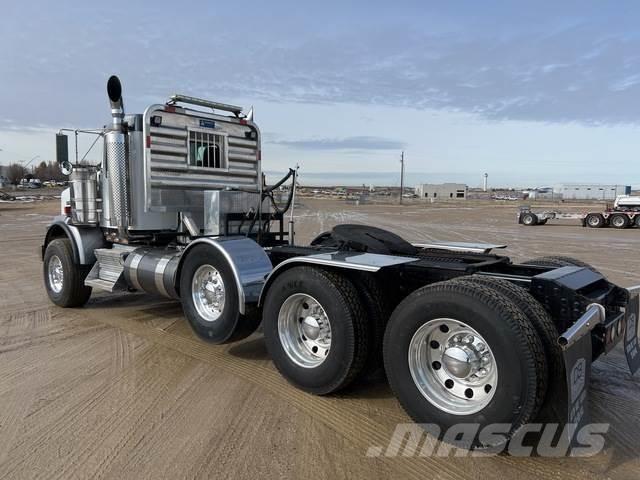 Kenworth T800W Седельные тягачи