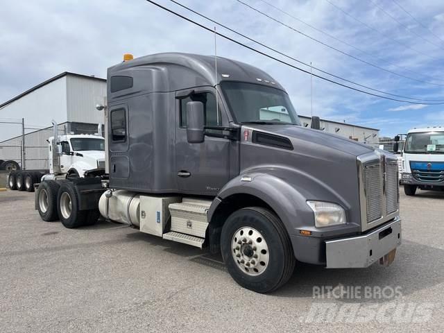 Kenworth T880 Седельные тягачи