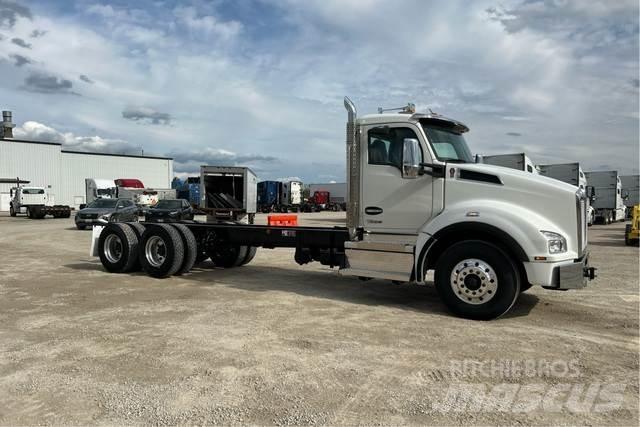Kenworth T880 Кабины