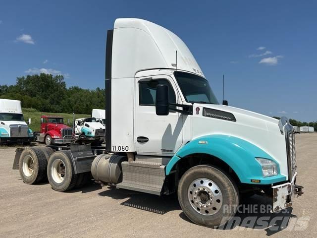 Kenworth T880 Седельные тягачи