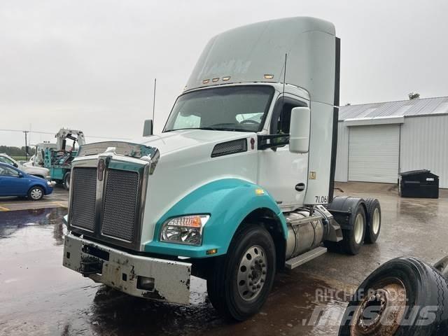 Kenworth T880 Седельные тягачи