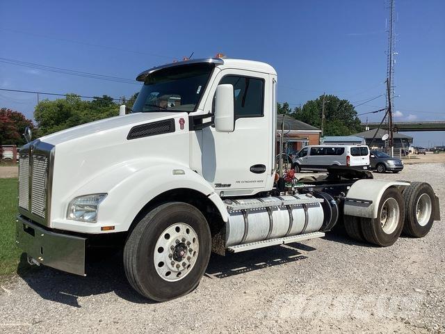 Kenworth T880 Седельные тягачи