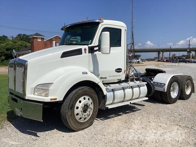 Kenworth T880 Седельные тягачи