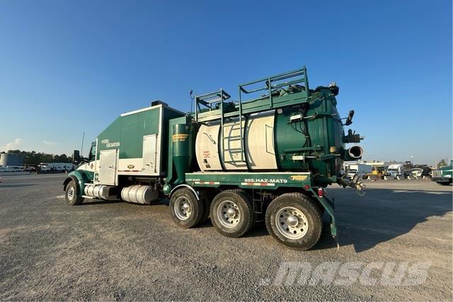 Kenworth T880 Гусеничные экскаваторы