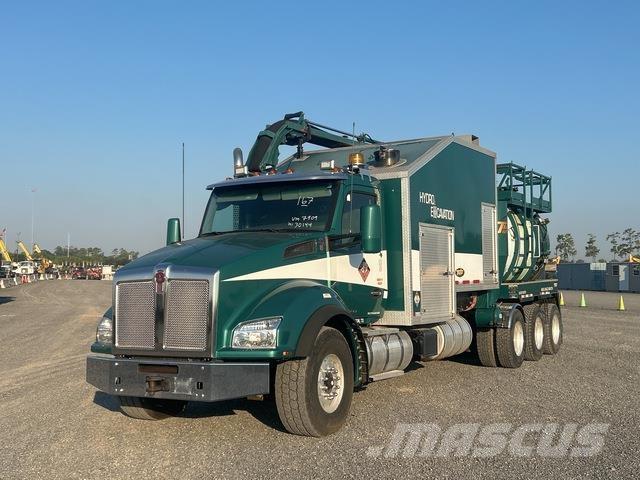 Kenworth T880 Гусеничные экскаваторы