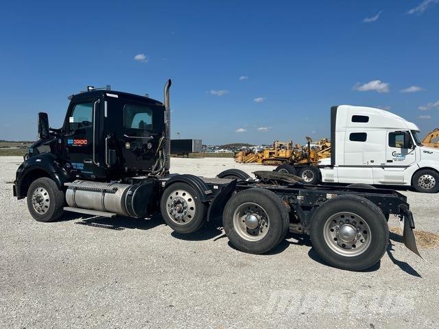 Kenworth T880 Седельные тягачи