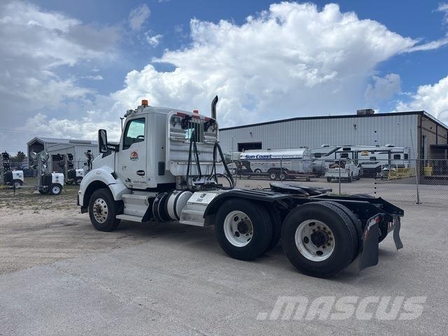 Kenworth T880 Седельные тягачи