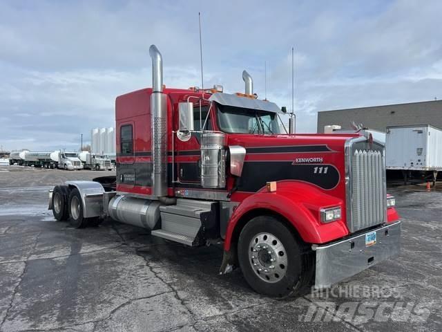 Kenworth W900 Седельные тягачи