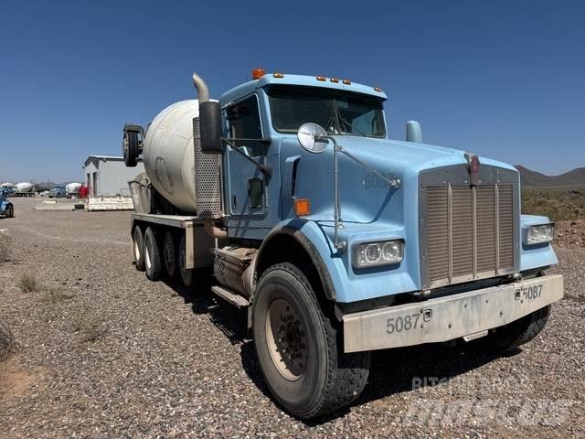 Kenworth W900 Специальные грузовики