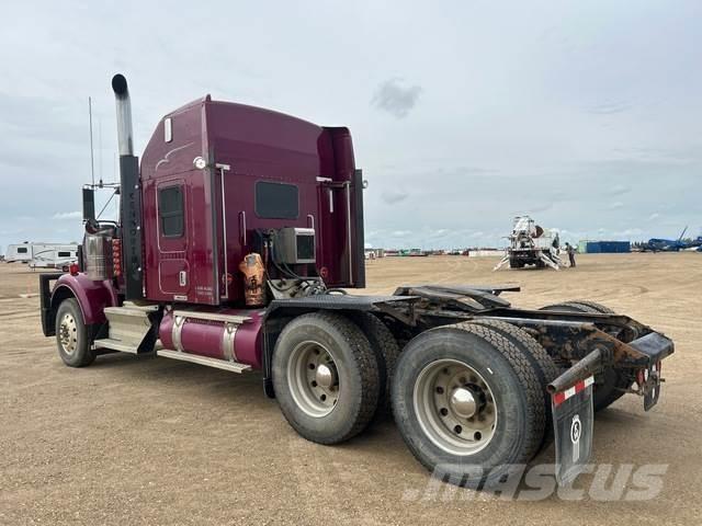 Kenworth W900 Седельные тягачи