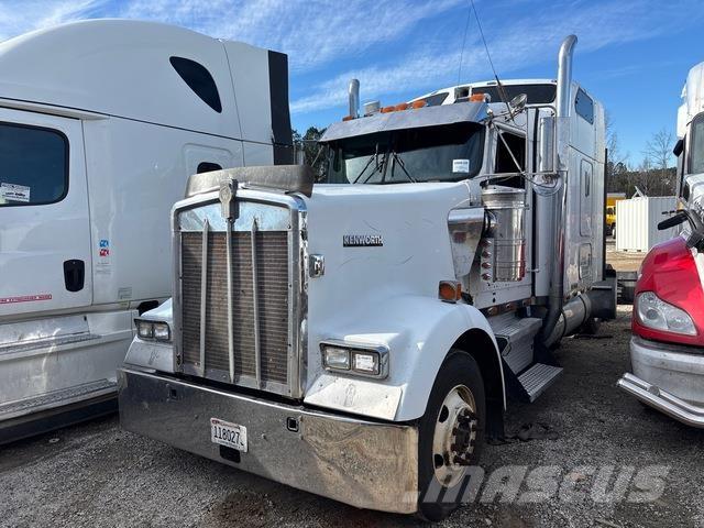 Kenworth W900 Седельные тягачи