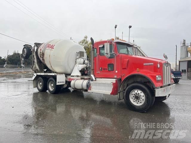 Kenworth W900B Специальные грузовики