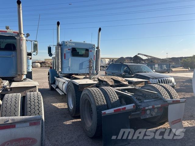 Kenworth W900B Седельные тягачи