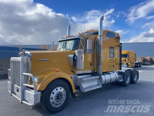 Kenworth W900L Седельные тягачи