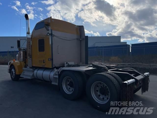 Kenworth W900L Седельные тягачи