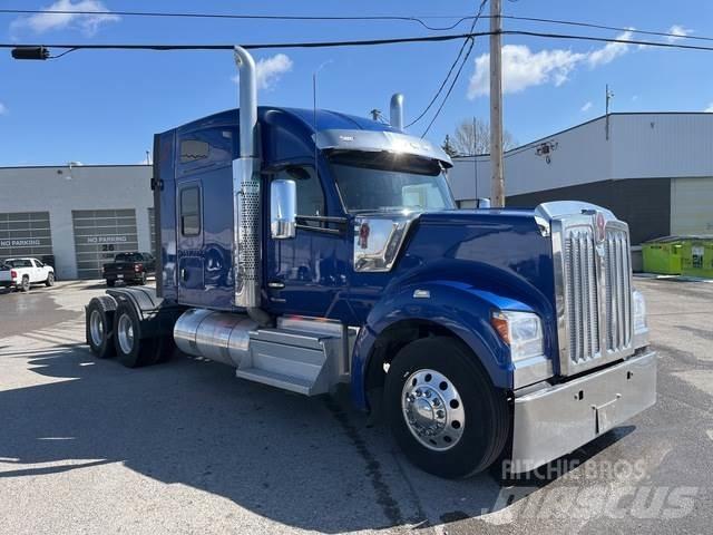 Kenworth W990 Седельные тягачи