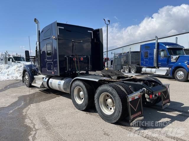 Kenworth W990 Седельные тягачи