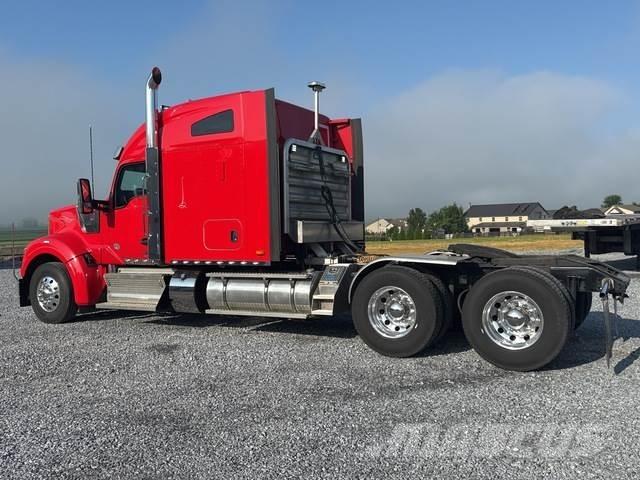 Kenworth W990 Седельные тягачи