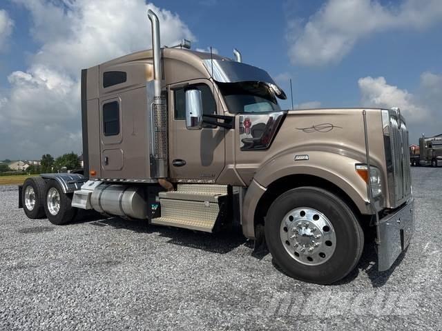 Kenworth W990 Седельные тягачи