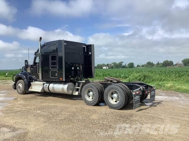 Kenworth W990 Седельные тягачи